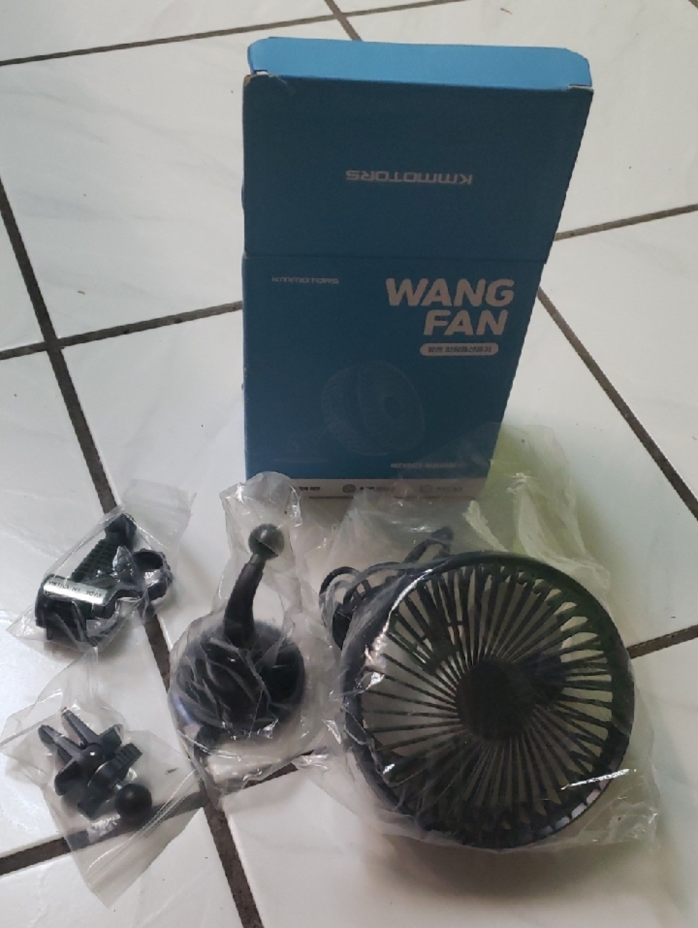 Brand new "Wang Fan" portable clip-on mini Fan, variety clips